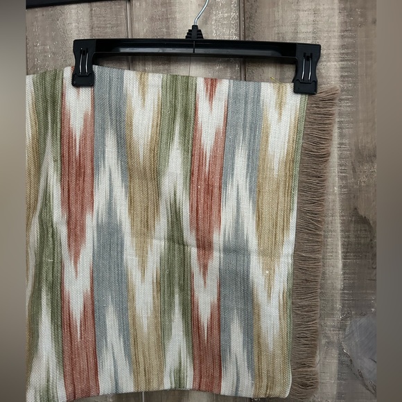 NWT Pottery Barn Kravet Ikat Lumbar Pillow Cover With Fringe - Picture 7 of 10